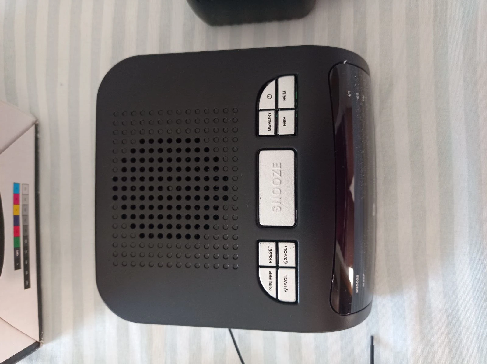 Reloj despertador con radio  – photo 2